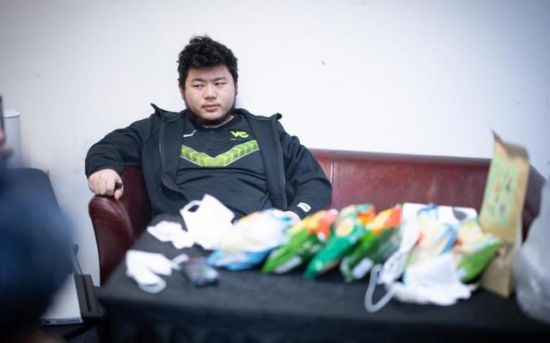 马斯克推动AI模型在韩国LOL服务器的应用